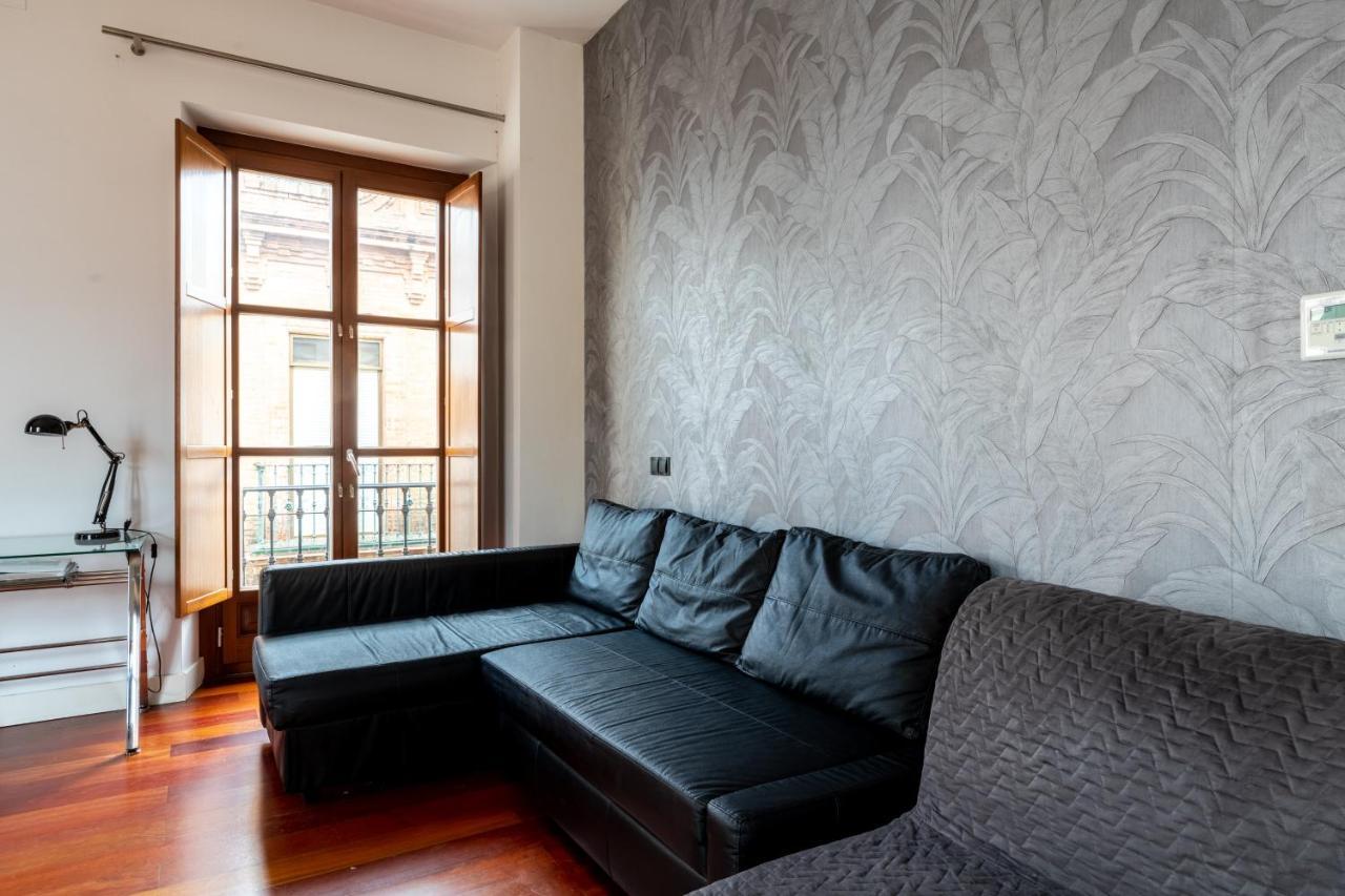 סביליה Cathedral Apartment, Upper Floor Apartment מראה חיצוני תמונה
