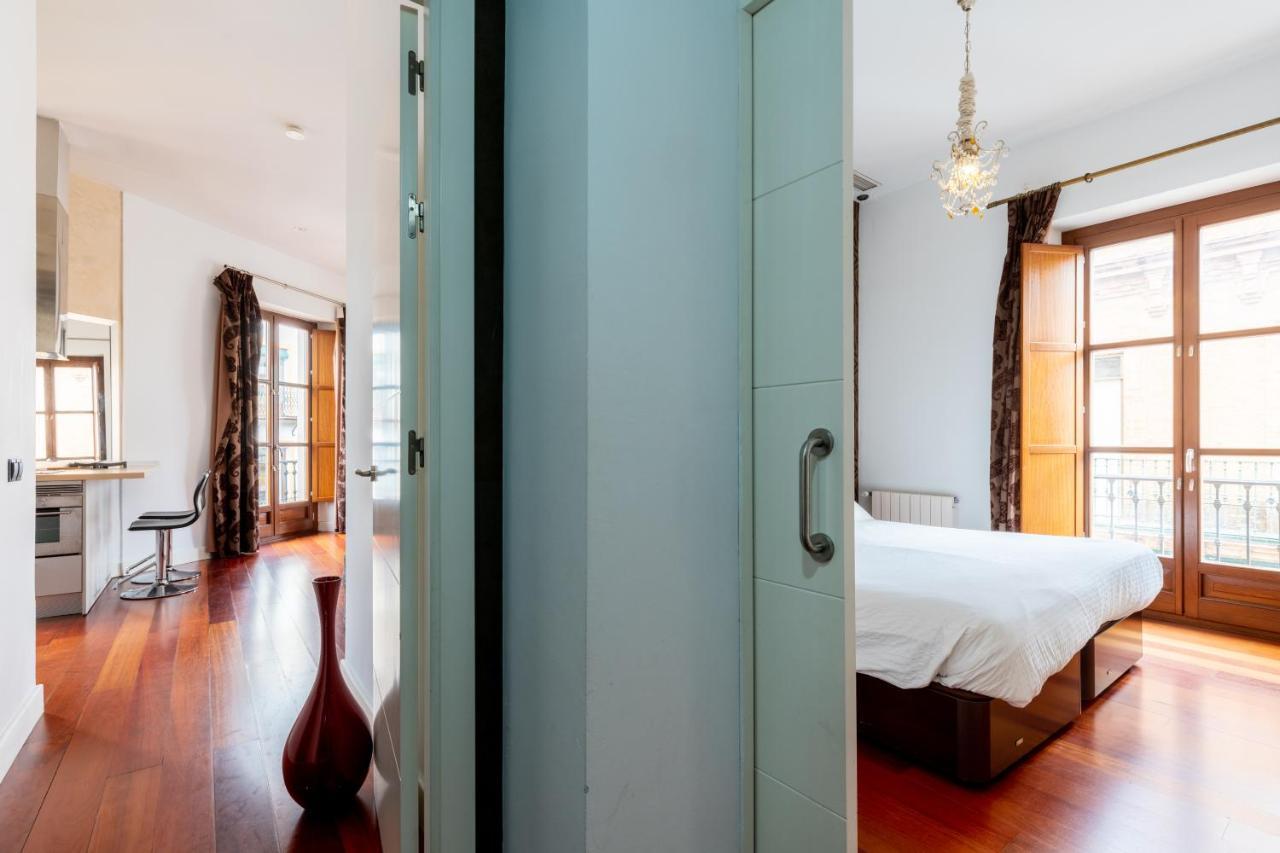 סביליה Cathedral Apartment, Upper Floor Apartment מראה חיצוני תמונה