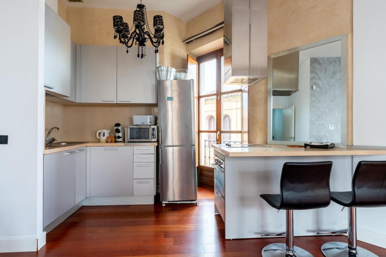 סביליה Cathedral Apartment, Upper Floor Apartment מראה חיצוני תמונה
